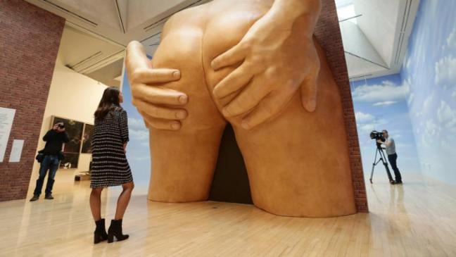 giant-buttocks-and-20435-pounds-in-pennies-feature-in-turner-prize-exhibition-136410095697503901-160926143011.jpg