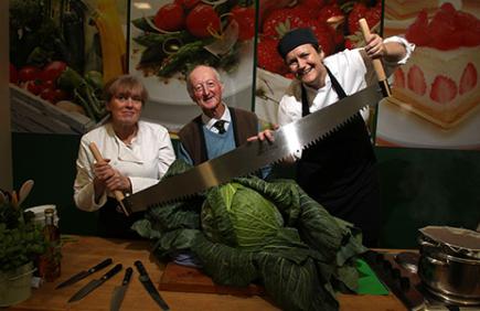  - gilly-robinson-local-chef-peter-glazebrook-champion-vegetable-grower-and-steph-moon-a-finalist-in-the-great-british-menu-start-the-world-record-attempt-of-1005-cabbage-dishes-from-one-cabbage-during-the-autumn-flower-show-at-the-great-yorkshire-showground-in-september-2013-136389708954610401-140429110421