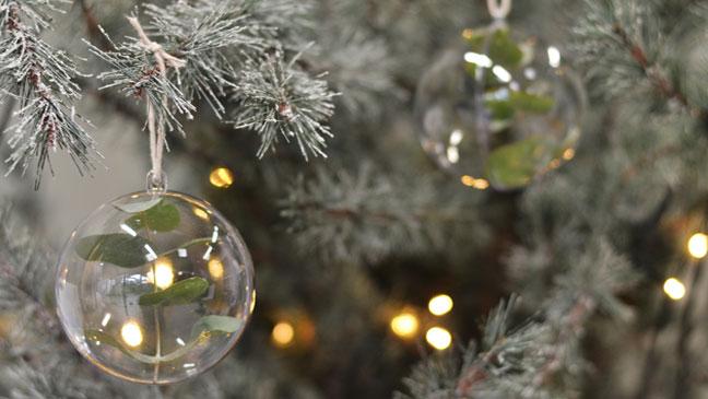 5 Easy Festive Craft Ideas To Decorate Your Home With This Christmas Bt