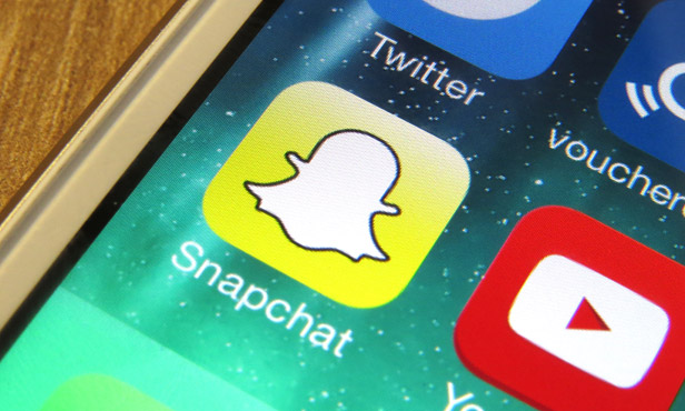 A parent's guide to using Snapchat safely | BT