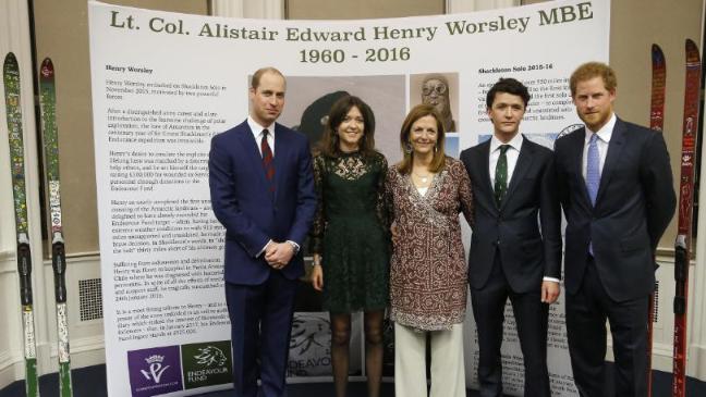 william-and-harry-honour-late-adventurer-henry-worsley-at-endeavour-fund-awards-136413764872203901-170117233006.jpg