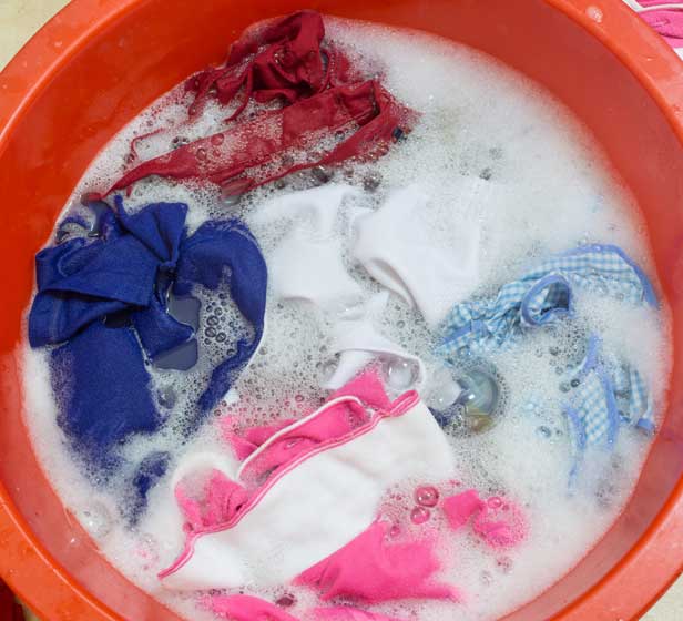 Amazing ways to fix and save stained or ruined clothes - BT