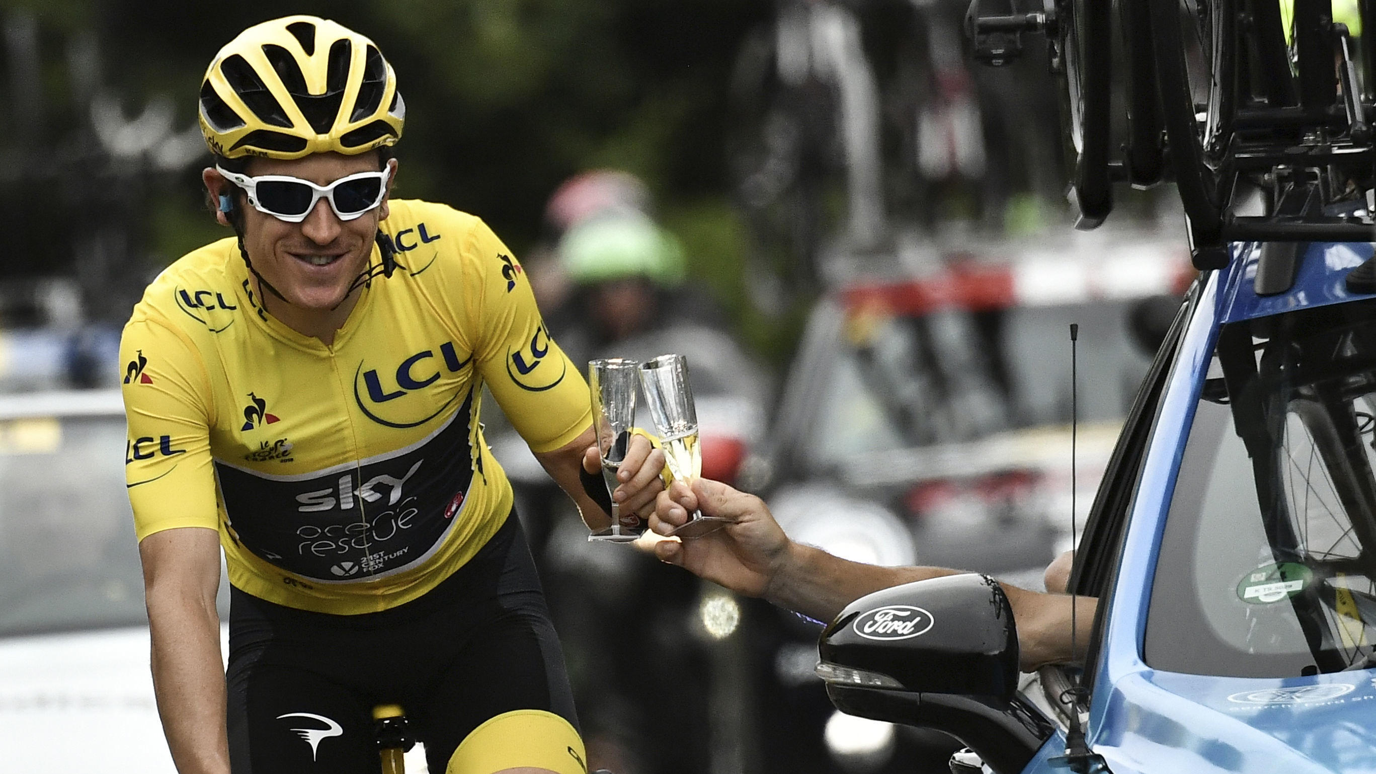 Thomas enjoys the champagne feeling of being a Tour de France winner BT